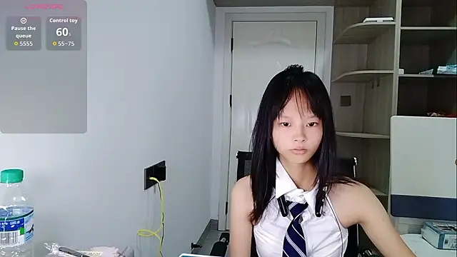 Snapshot of xiaoyu-22 chatting on 06.13.26 xiaoyu-22 online show from 06.13.26