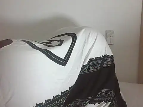 Snapshot of Creamysexymesy chatting on 07.18.26 Creamysexymesy online show from 07.18.26