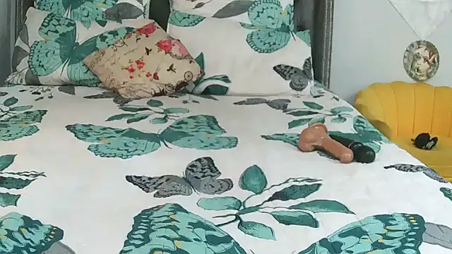CurvyAssXxX21 online show from 07.29.26