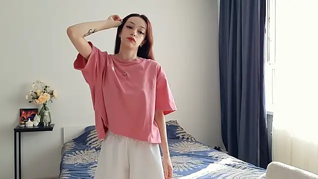 AyeHoney online show from 07.07.26