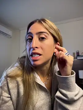 NicoleWilder online show from 07.02.26