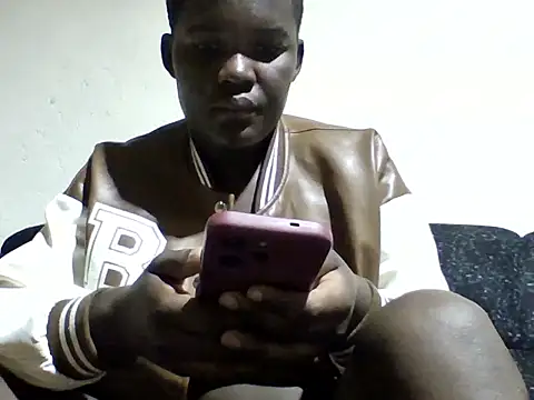 Snapshot of Sassylilmama chatting on 06.11.26 Sassylilmama online show from 06.11.26