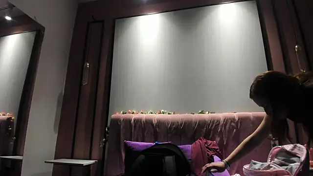 leah shainee online show from 07.15.26