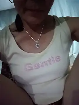 Snapshot of po_sexy chatting on 06.17.26 po sexy online show from 06.17.26
