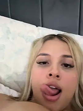 Snapshot of hannie- chatting on 07.01.26 hannie- online show from 07.01.26