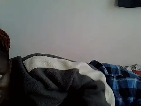 Snapshot of zelyp chatting on 07.25.26 zelyp online show from 07.25.26