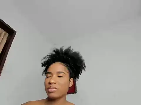 Nassoumi Reyes online show from 07.24.26