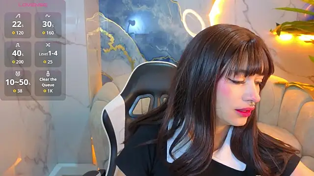 Snapshot of Lily_Tx chatting on 07.25.26 Lily Tx online show from 07.25.26