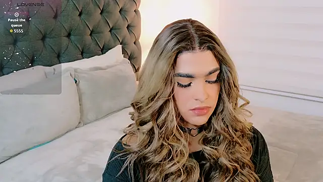 Scarlethvhonparker online show from 10.03.25