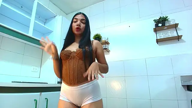 daphne gloww online show from 06.12.26