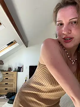blanchevalmont online show from 06.17.26