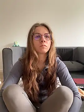 Isabella honey online show from 06.15.26