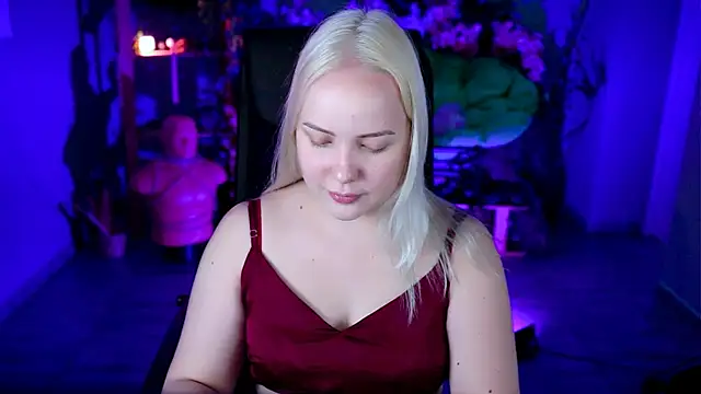 stellawatts online show from 07.12.26