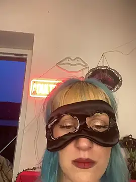 Honeymilky1 online show from 06.19.26