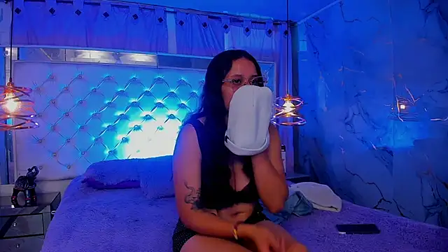 Tifanny-Val online show from 07.22.26