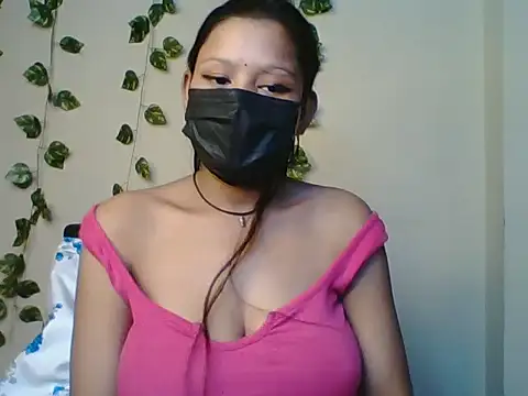 RADHIKA SINGH8 online show from 06.13.26
