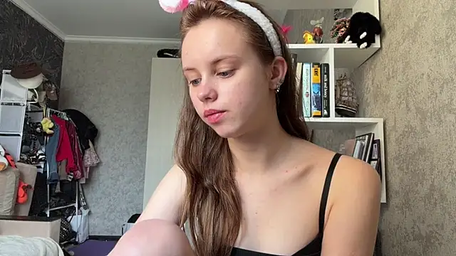 Snapshot of Mollybeans chatting on 07.21.26 Mollybeans online show from 07.21.26