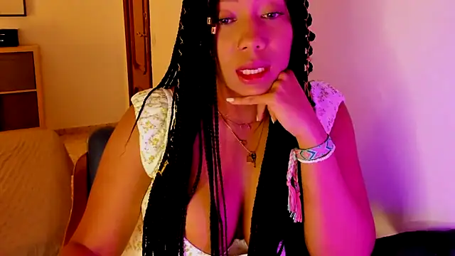 NicolePasqualott online show from 10.07.25