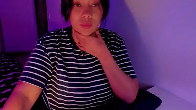 Snapshot of NicolePasqualott chatting on 02.19.26 NicolePasqualott online show from 02.19.26