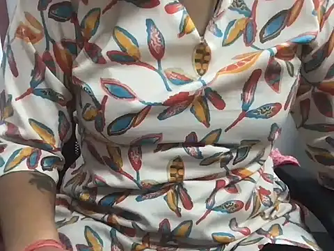Kashmiri Queen online show from 06.16.26