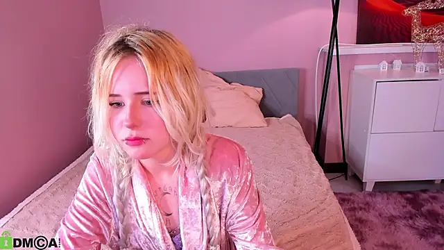 kikipeach online show from 06.24.26