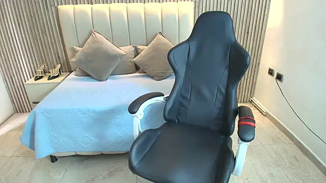 Maissa nakier online show from 07.31.26