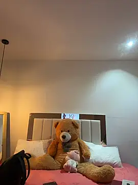 Doll Ivy online show from 08.01.26