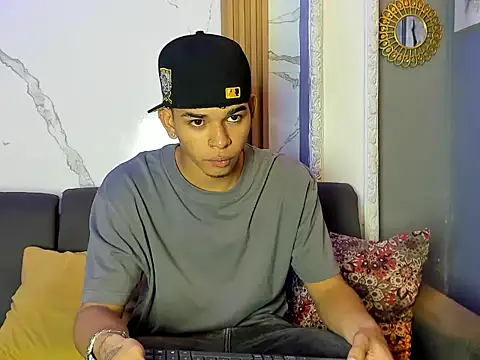 nova mitchell7 online show from 07.30.26