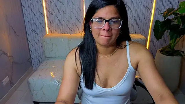 sarah bay tx online show from 06.18.26