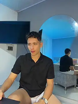 Snapshot of SantiLux_ chatting on 07.11.26 SantiLux online show from 07.11.26