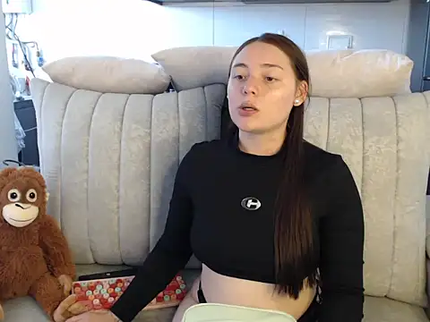 Snapshot of Madiison_Keller chatting on 06.23.26 Madiison Keller online show from 06.23.26
