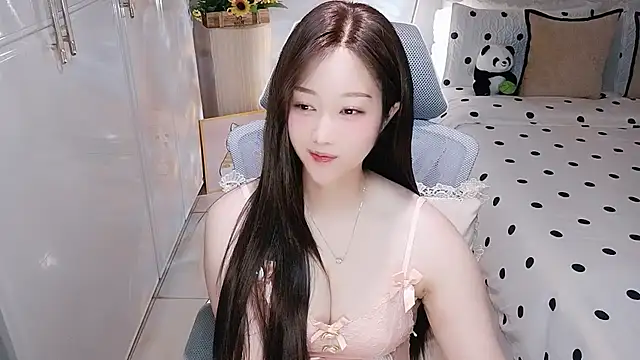 Angelucky- online show from 07.10.26