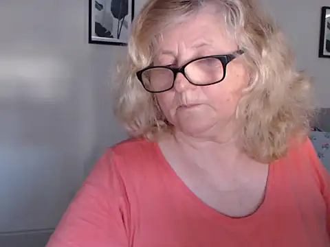 NoraMelow online show from 07.11.26