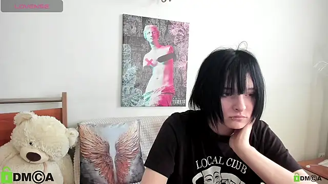 Snapshot of MillyMils chatting on 07.09.26 MillyMils online show from 07.09.26