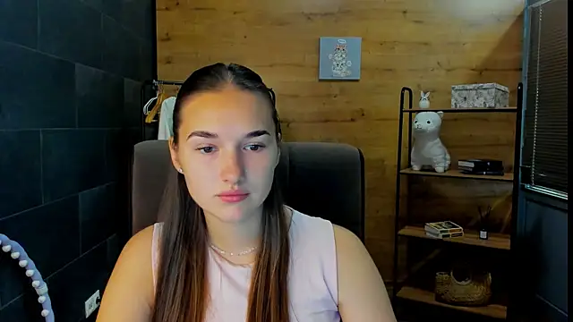 DianaaHill online show from 07.08.26