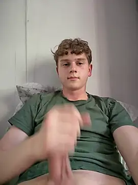Snapshot of ronnik09 chatting on 06.19.26 ronnik09 online show from 06.19.26