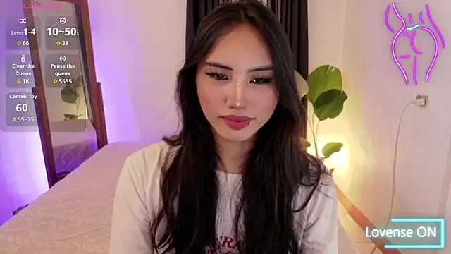 Snapshot of Bell_PepperHot chatting on 07.18.26 Bell PepperHot online show from 07.18.26