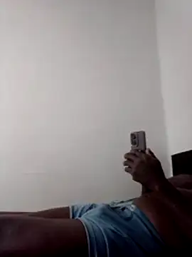 Snapshot of Kankandji12 chatting on 06.19.26 Kankandji12 online show from 06.19.26