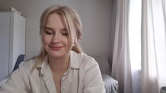 BloomMoon online show from 07.08.26