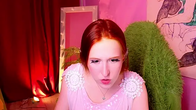 Snapshot of Eva_Bellea chatting on 08.07.26 Eva Bellea online show from 08.07.26