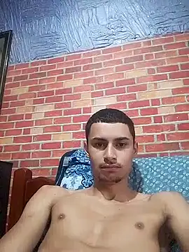 Snapshot of Binhomadeira chatting on 06.25.26 Binhomadeira online show from 06.25.26