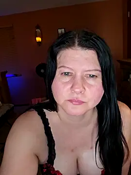 Snapshot of SpicyRosy chatting on 06.20.26 SpicyRosy online show from 06.20.26