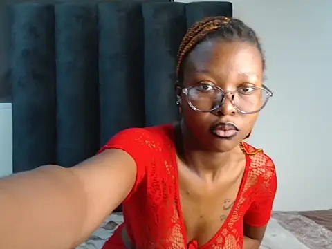keutypie18 online show from 07.14.26