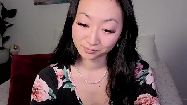 Snapshot of MySweetSofie chatting on 10.08.25 MySweetSofie online show from 10.08.25