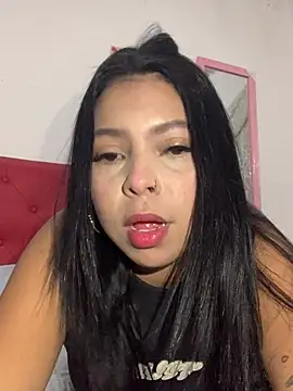 Snapshot of Emilygomez_19 chatting on 06.21.26 Emilygomez 19 online show from 06.21.26