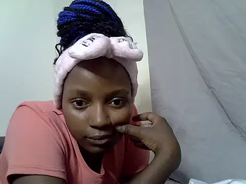 Snapshot of Tash_berry chatting on 06.20.26 Tash berry online show from 06.20.26