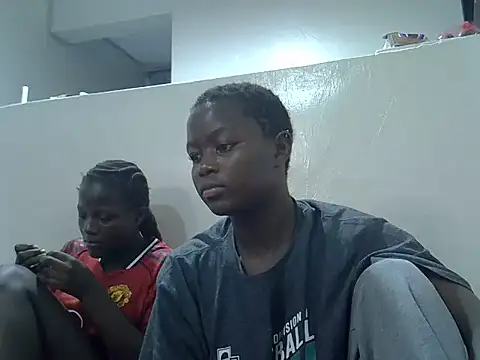 milky gal ebony online show from 08.03.26