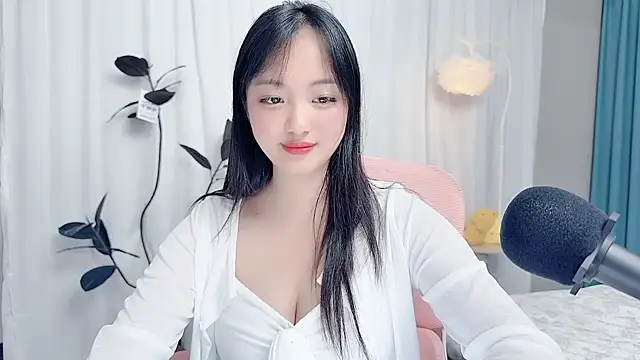 Snapshot of Winnie666999 chatting on 07.23.26 Winnie666999 online show from 07.23.26