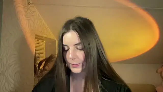 Snapshot of Velenne chatting on 07.13.26 Velenne online show from 07.13.26