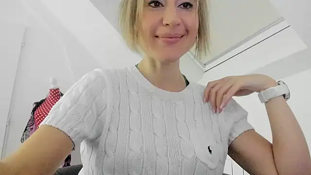 Ssoniaaa online show from 01.25.25